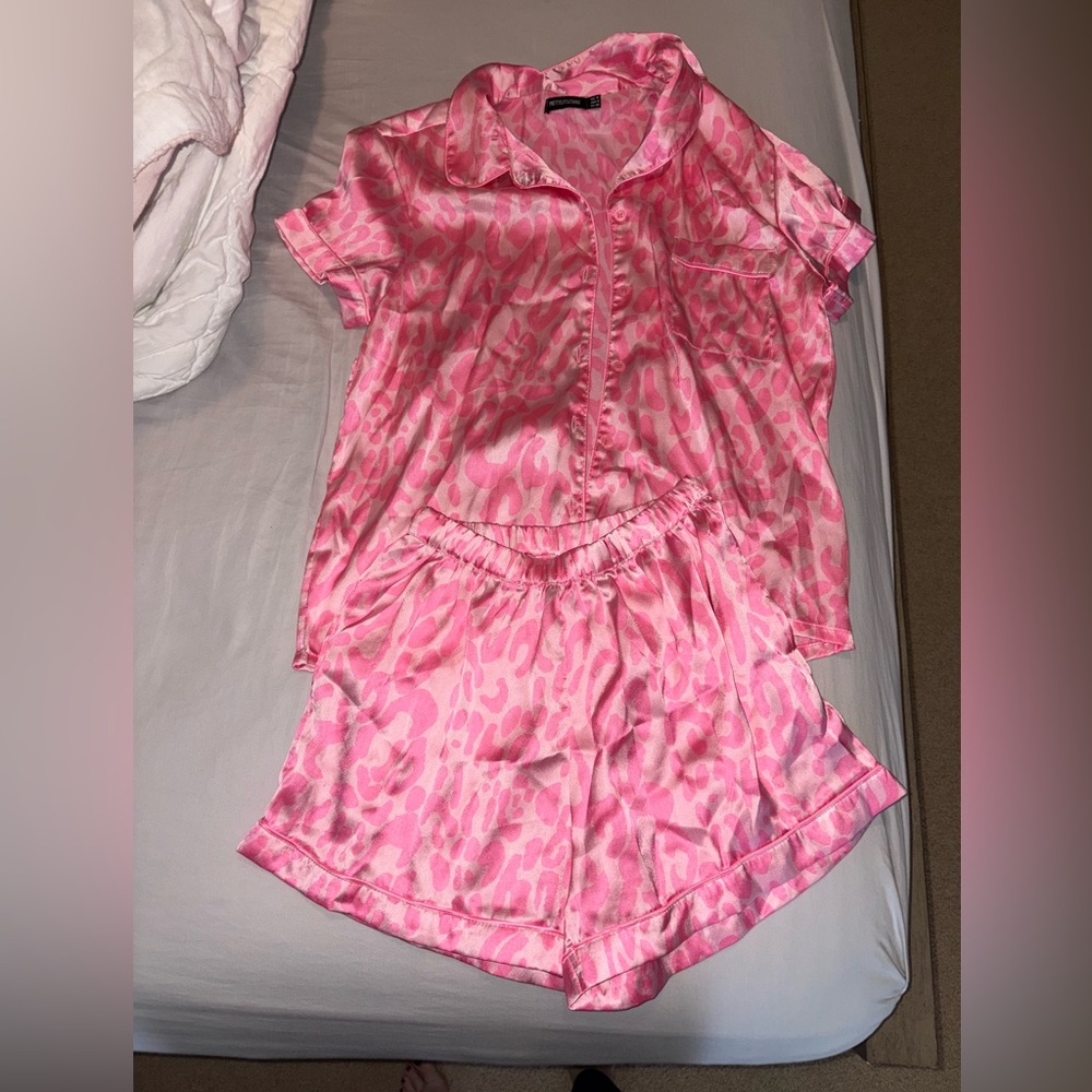 PrettyLittleThing Pink Animal Print Satin Set